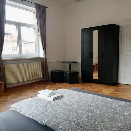 Pirc Apartment On Dunajska Street Ljubljana Eksteriør bilde